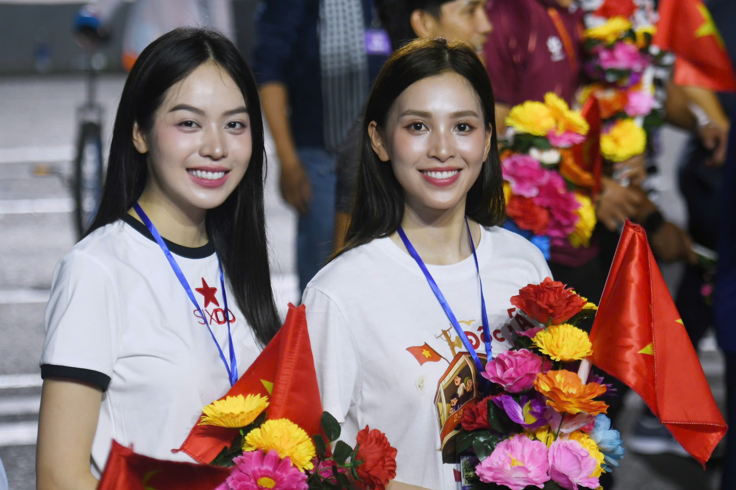 Các Sao Nổi Tiếng Không Thể Bỏ Qua